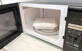 Is microwave reheating of food good for health?